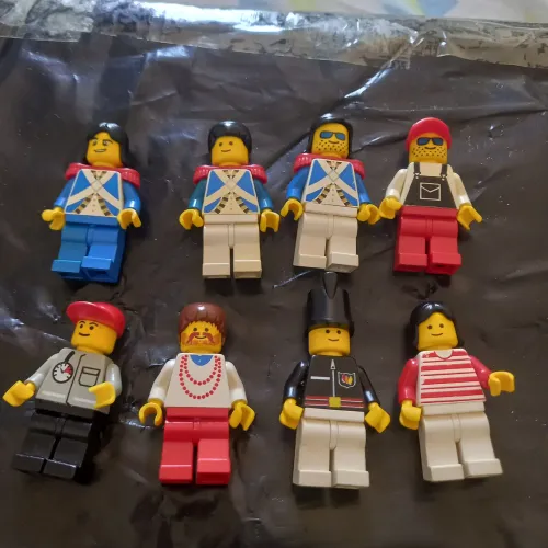 Kit 08 Bonecos LEGO originais 