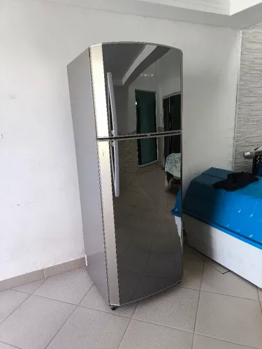 Geladeira Bosch Glass Edition frostfree 445L- Defeito