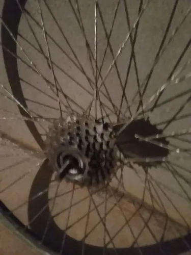 Peças pra bicicleta duas rodas e catraca marcha