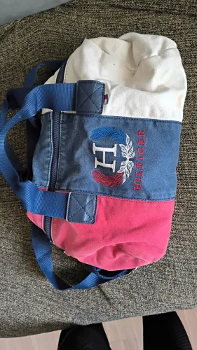 Bolsa Tommy Hilfiger 