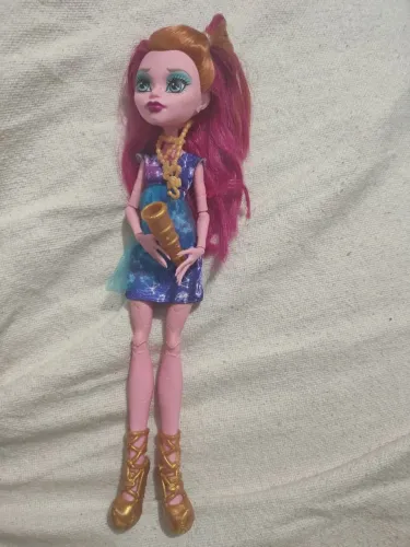 Gigi monster high