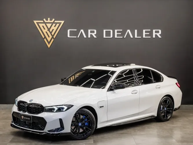 BMW 330E M Sport 2.0 Turbo Híbrido AU 2023