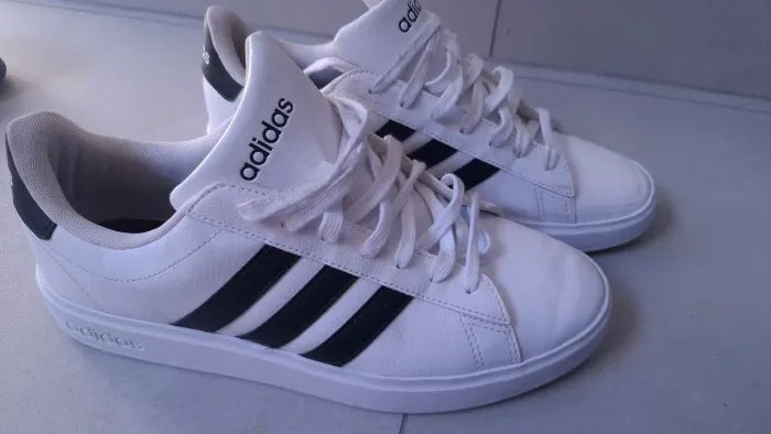 Oportunidade! Tênis Adidas Comfort