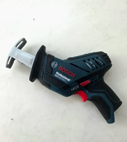 Serra Sabre A Bateria 12v Gsa 12lvi Bosch