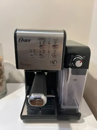 Cafeteira Expresso Oster PrimaLatte Completa + Moedor Oster! Oportunidade!