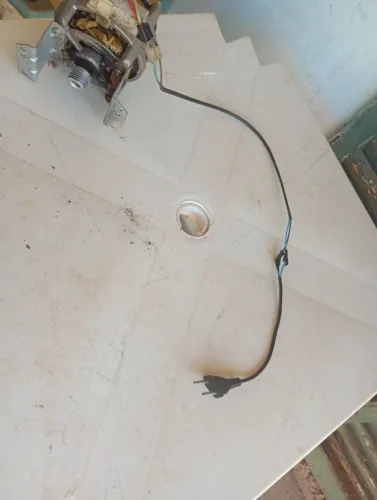 Vende se um moto de taguinho focionado perfeitamente.