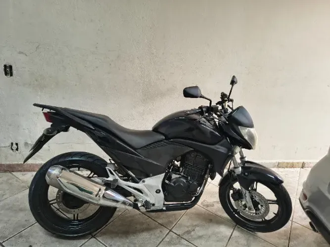 HONDA CB 300R 2012 AC TROCA