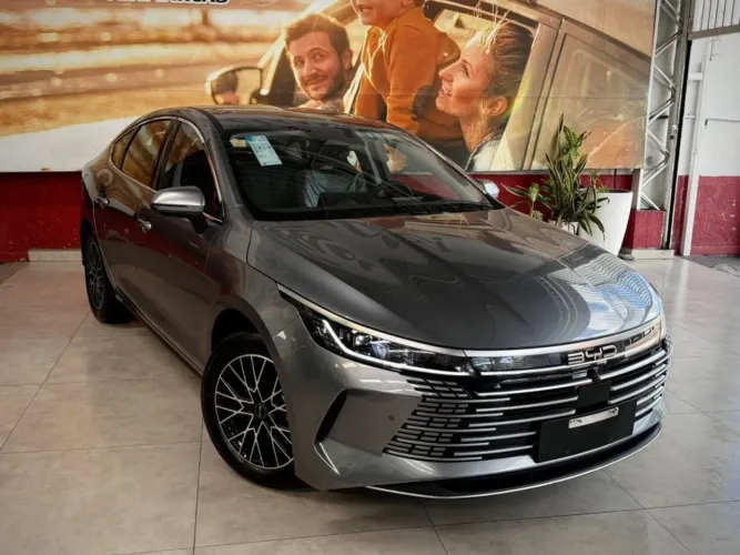 BYD King GL 1.5 16V Aut. (hibrido) 2027