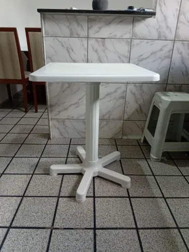 Mesa tramontina desmontável 80 cm x 80 cm