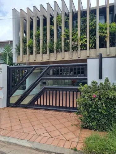 Casa comercial com 12 salas no Campolim - Sorocaba | Excelente para clínicas e consultóri