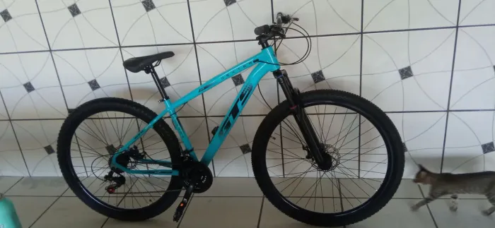 Bicicleta aro 29 quadro 17 com 24 velocidade
