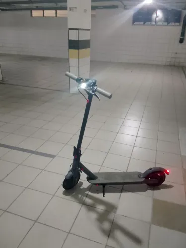 Patinete elétrico para vender completo com carregador
