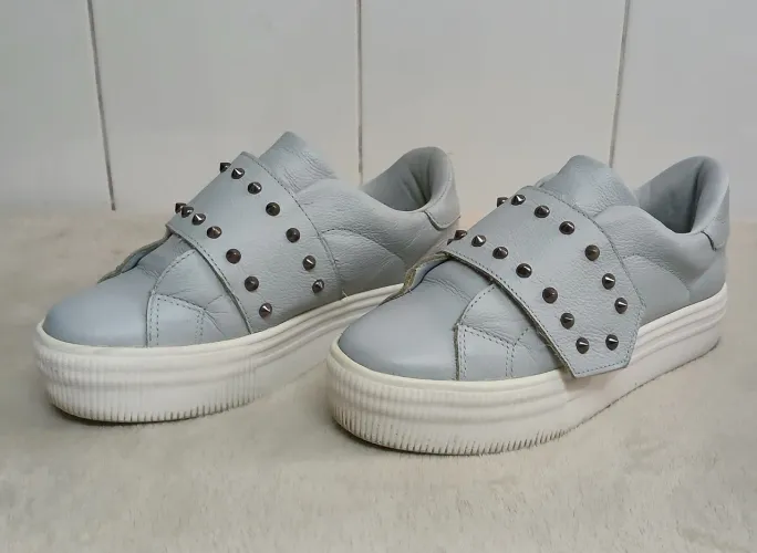 Tênis Feminino Splendore Spikes Cinza Tamanho 36<br>
