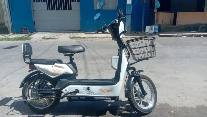 Vendo ou troco essa bicicleta elétrica