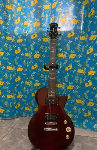 Guitarra Strinberg LPS-200