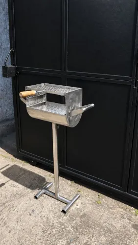 Churrasqueira toda em Inox 35cm de largura!