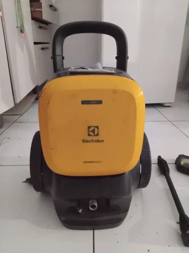 Lava jato moto e carro brilux