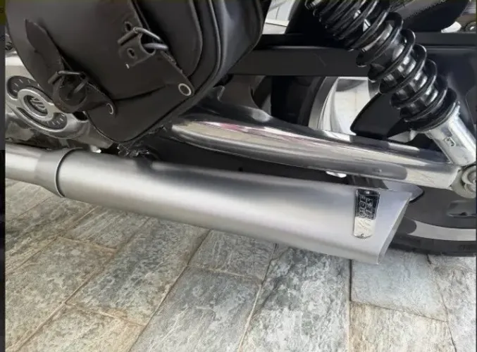Vendo escapamento Vance Hines para moto Harley VROD