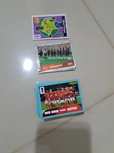 100 cartas da copa 5 brilhantes e 1 legend
