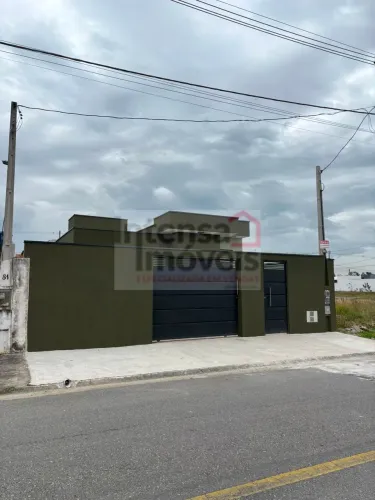 Casa à venda no bairro Loteamento Residencial e Comercial Araguaia - Pindamonhangaba/SP