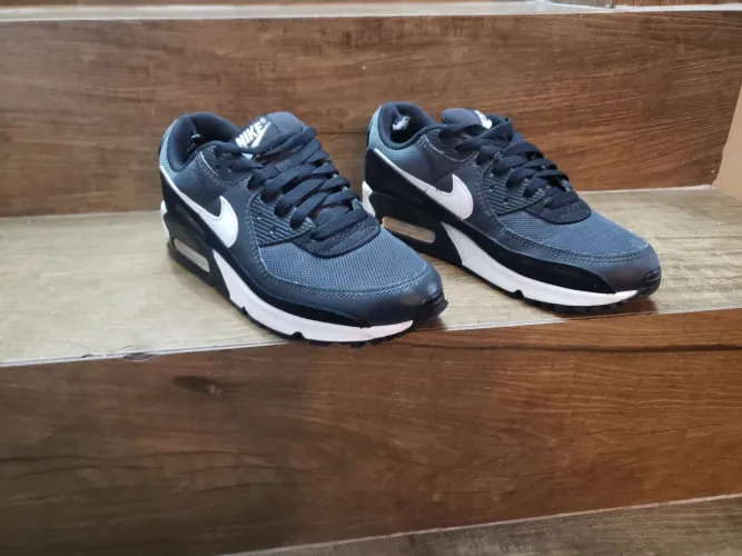 Tênis Nike Air Max 90