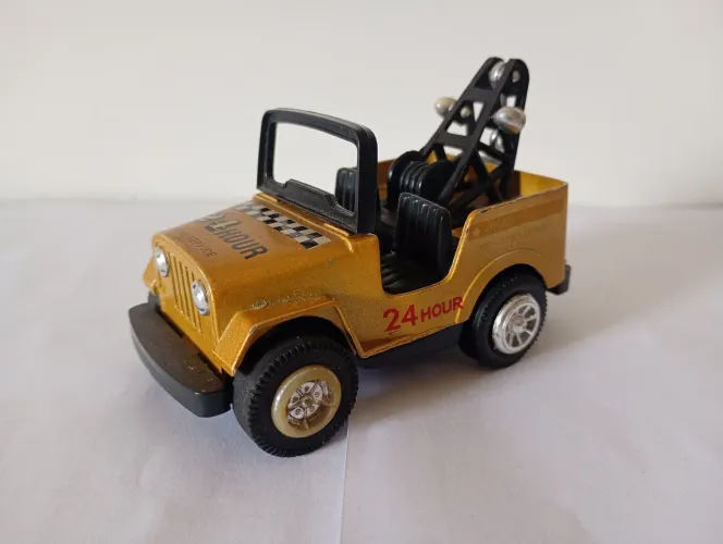 Sunnyside - Miniatura Jipe Willys Guincho Anos 90