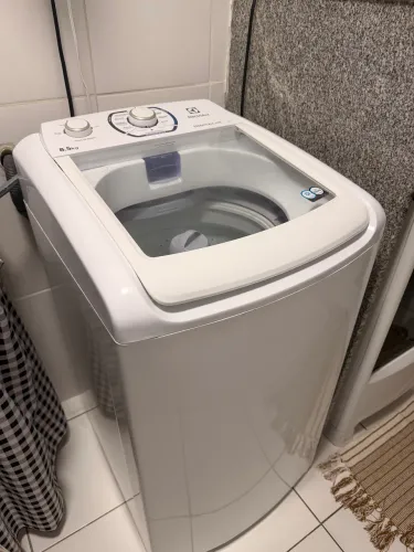 Máquina de Lavar Electrolux 8,5kg Essential Care (LES09)
