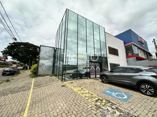 Prédio comercial na Barão De Itapura