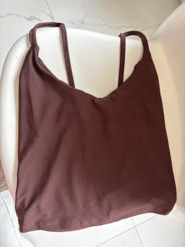 Roupa Marrom