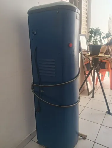 Vende-se máquina para lavagem de caminhões