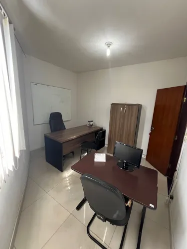 Sala comercial no Centro de Moc.