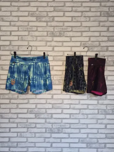 Shorts Esportivos Estampa Cores (3 peças), M