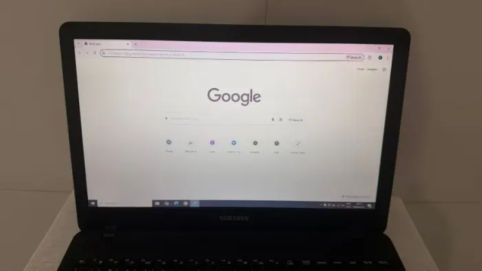 Notebook Samsung NP300E5K - SSD + Windows 10 64 Bits