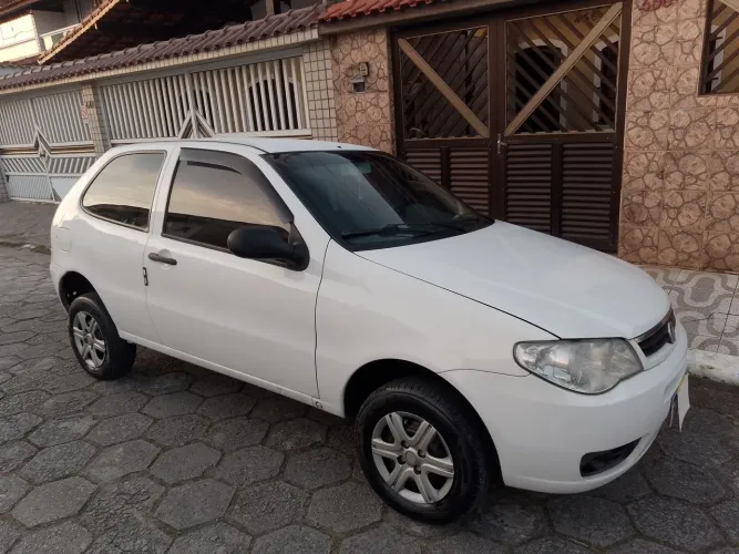 Fiat Palio Celebration 1.0 Fire Flex 8V 2P 2015