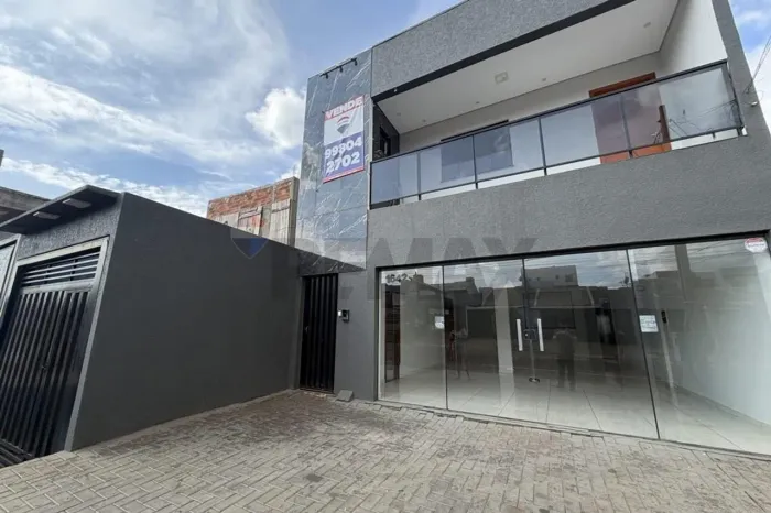 Prédio comercial e residencial a venda no bairro Florais do Paraná
