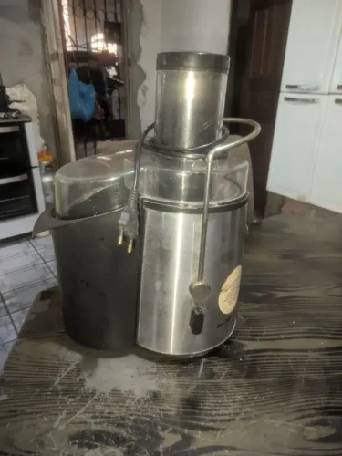 Máquina de suco (Juicer) Mondial