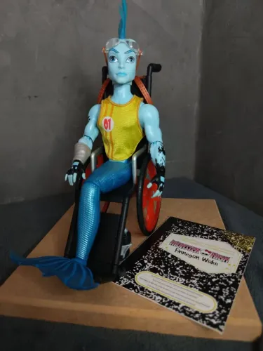 MONSTER HIGH - FINNEGAN WAKE
