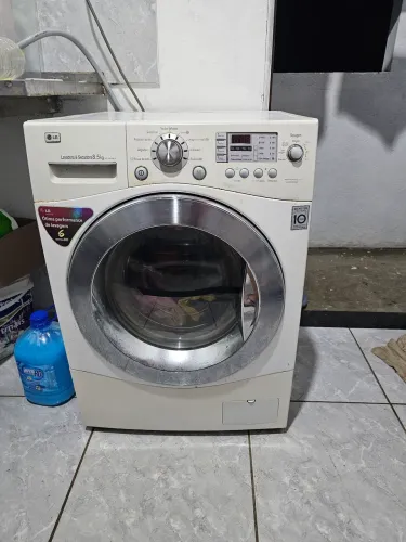 máquina de lavar e seca LG 