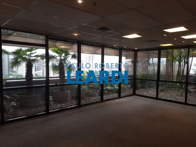 CONJ. COMERCIAL - BROOKLIN - SP