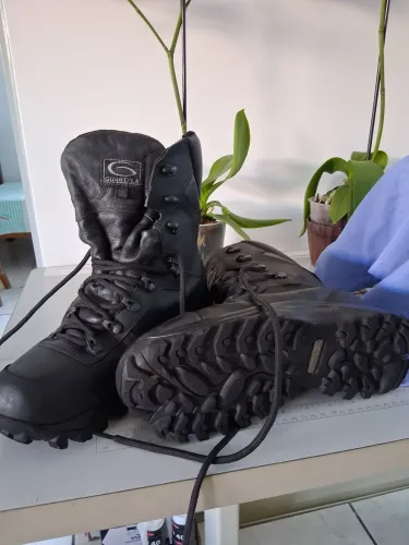 Bota impermeável Guartelá 41