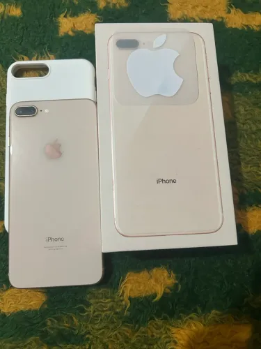iPhone 8 Plus