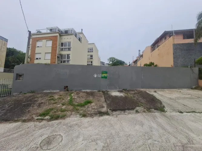 Terreno no bairro Menino Deus