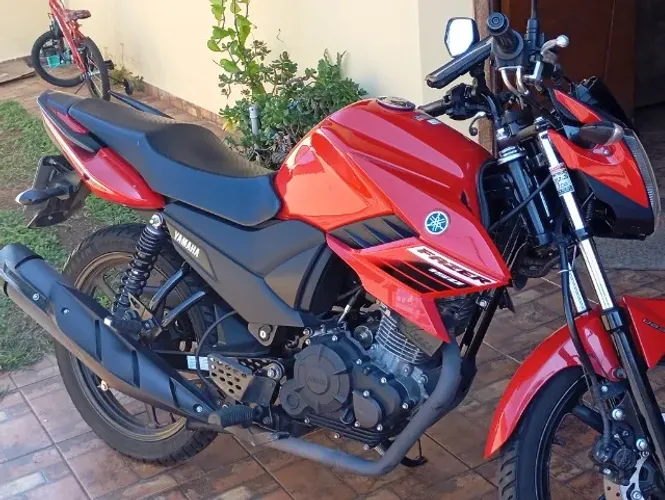 YAMAHA FAZER FZ15 150 SED 2024 VERMELHA - ABAIXO DA TABELA FIPE! OPORTUNIDADE IMPERDÍVEL!