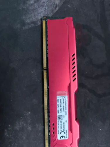 Memória ram DDR3 HyperX Fury Vermelha 8Gb 1866Mhz Em Ótimo Estado (Cada)