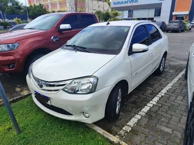 Toyota Etios XLS Sedan 1.5 Flex 16V 4P Aut. 2017