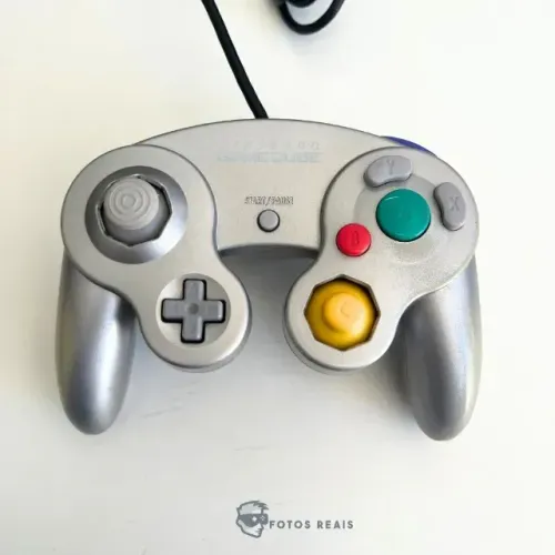 CONTROLE GAMECUBE PRATA (1) SEMINOVO - NINTENDO GAMECUBE
