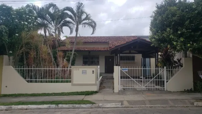 Casa Cond. Vista Vale - 3Qrtos - Portaria 24Hs
