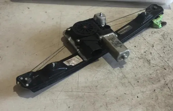 Máquina Motor Vidro Traseira Direita Bmw 318i 1998