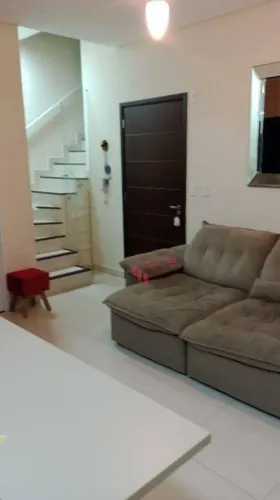 Casa em Condomínio à Venda de 02 Quartos no Bairro Vila Maria Luiza em Ribeirão Preto com