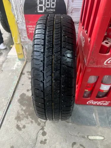 Pneu carro 14